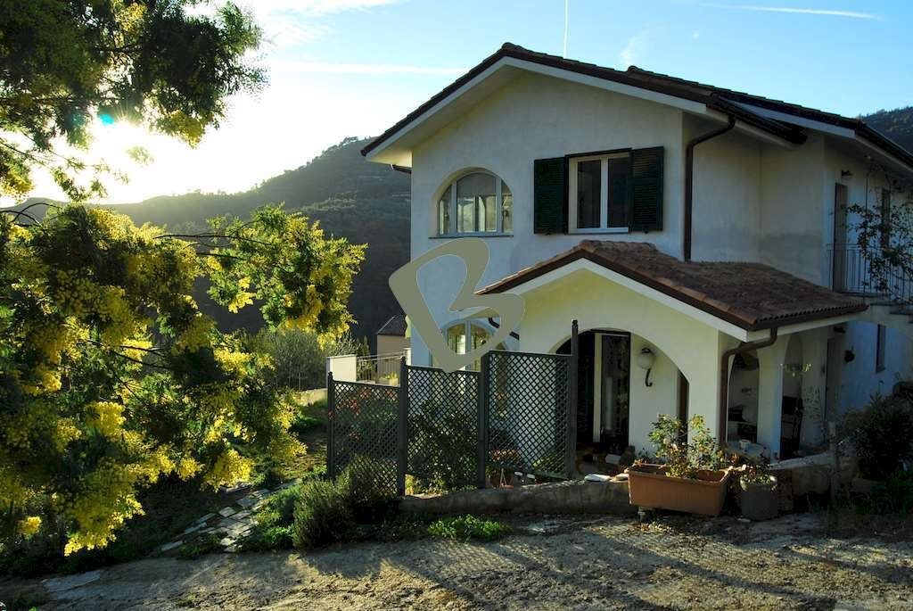 Villa in Perinaldo, Ligurien, Italien 1 - 19139694