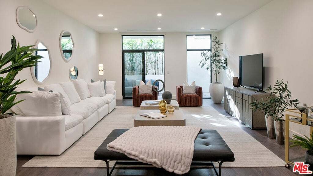 Condo in Beverly Hills, California, United States 2 - 19140197