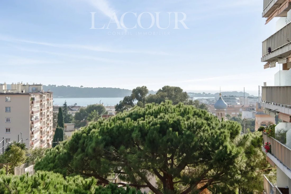 Apartment in La Source, Cannes, France 1 - 19140883