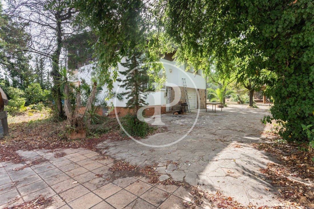 Villa in Sant Cugat del Valles, Catalonia, Spain 2 - 19143036