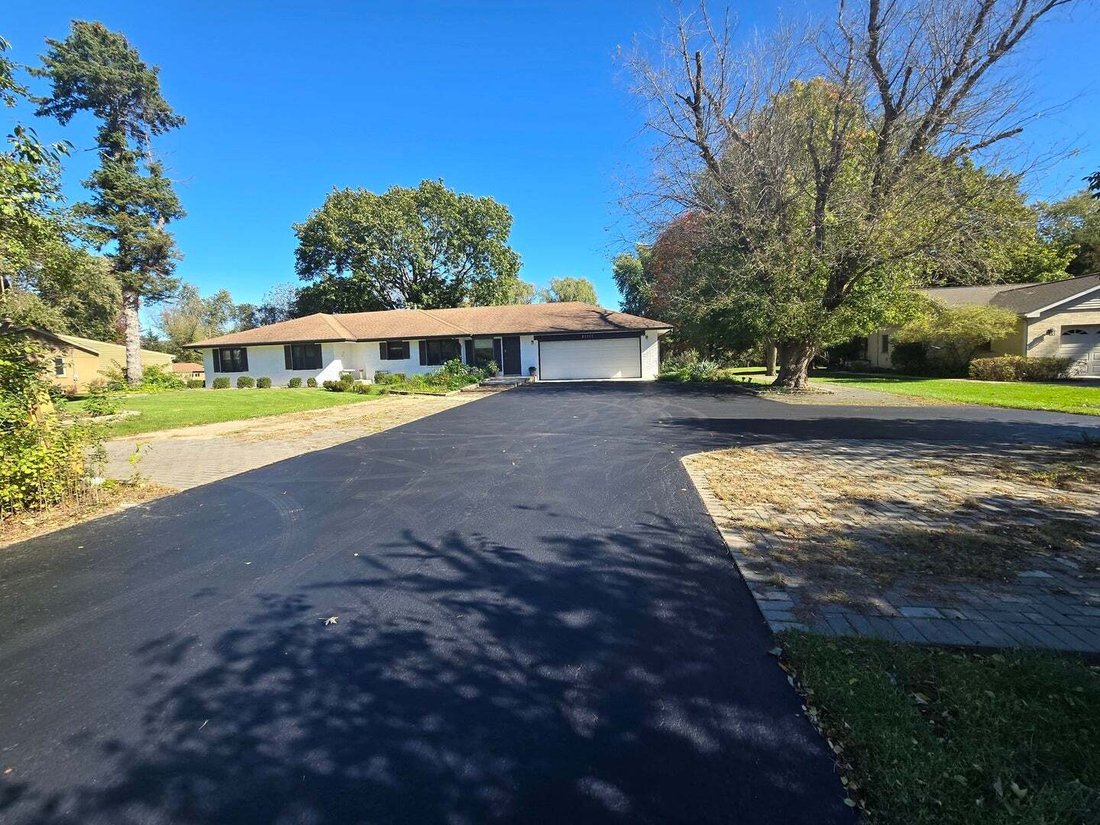 House in Green Oaks, Illinois, United States 2 - 19142934