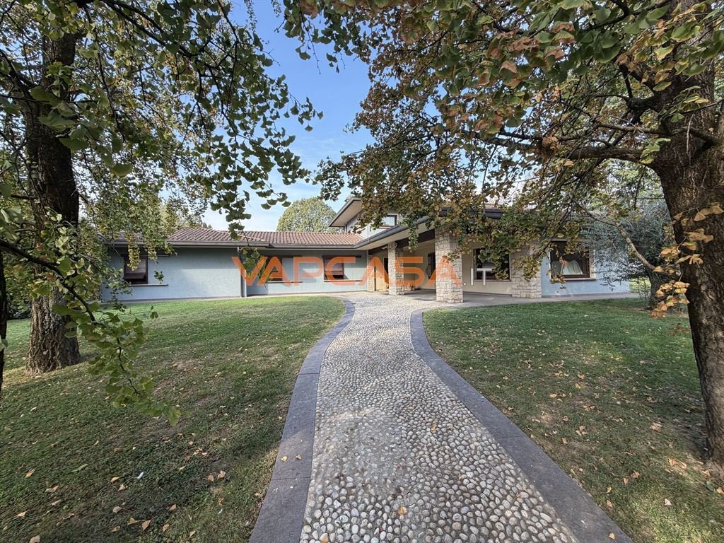 Villa in Cividate Al Piano, Lombardy, Italy 1 - 19139245