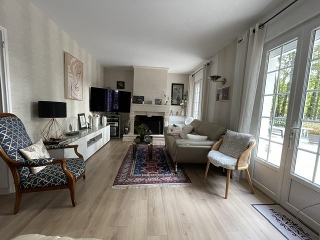 Haus in Sud, Veigné, Frankreich 3 - 17456365