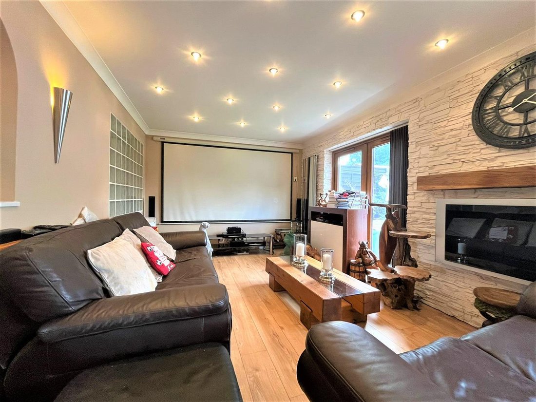 Haus in Hayes, Hillingdon, England 3 - 19142708