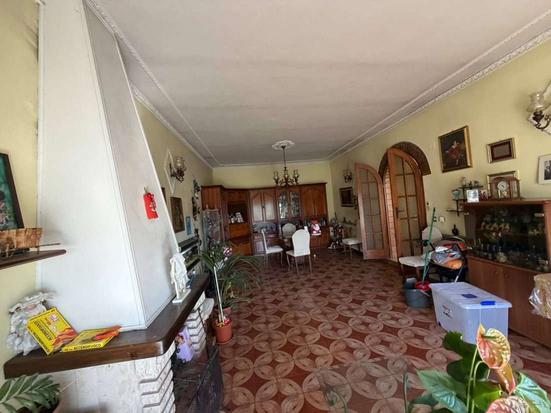 House in Pisa, Tuscany, Italy 1 - 19142119