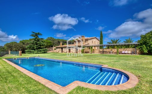 Casa de Campo en Playa de Aro, Cataluña, España 1