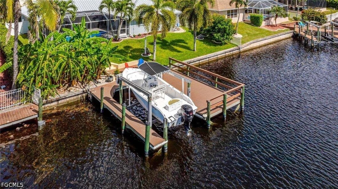House in Cape Coral, Florida, United States 5 - 19139628