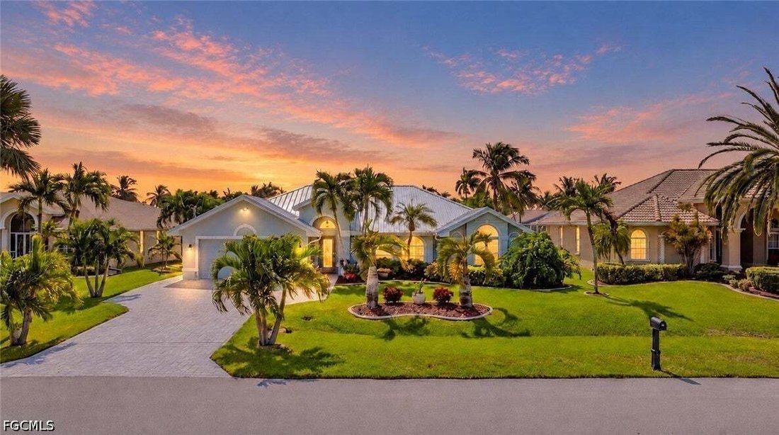 House in Cape Coral, Florida, United States 2 - 19139628