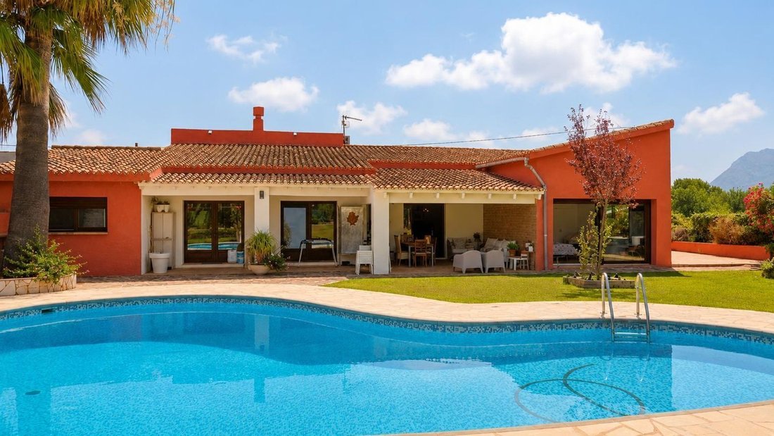 Chalet en Denia, Comunidad Valenciana, España 1 - 19140659