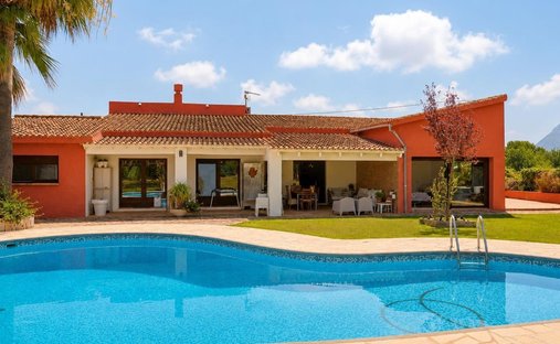 Chalet in Denia, Valencian Community, Spain 1