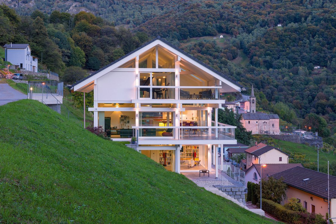Villa in Monteceneri, Ticino, Switzerland 3 - 19142802