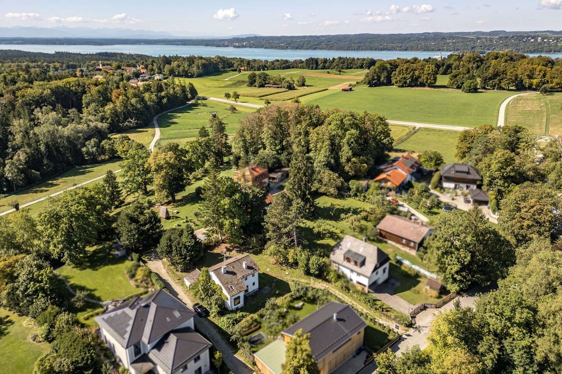 Land in Berg, Bayern, Deutschland 1 - 19139689