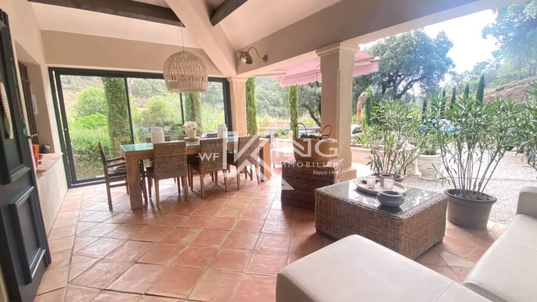 Casa en Nartelle-Noyer-Bellevue-bd de los Sardinaux, Sainte-Maxime, Francia 3 - 19140984