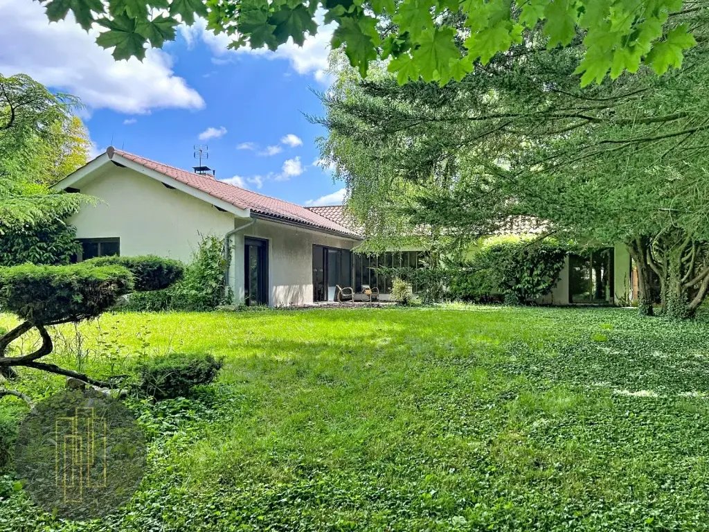 Villa a Villefranche-sur-Saône, Auvergne-Rodano-Alpi, Francia 1 - 19141124