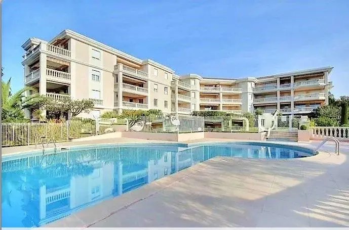 Apartamento en Le Dramont-Agay-Anthéor-Le Trayas, Saint-Raphaël, Francia 1 - 19141095