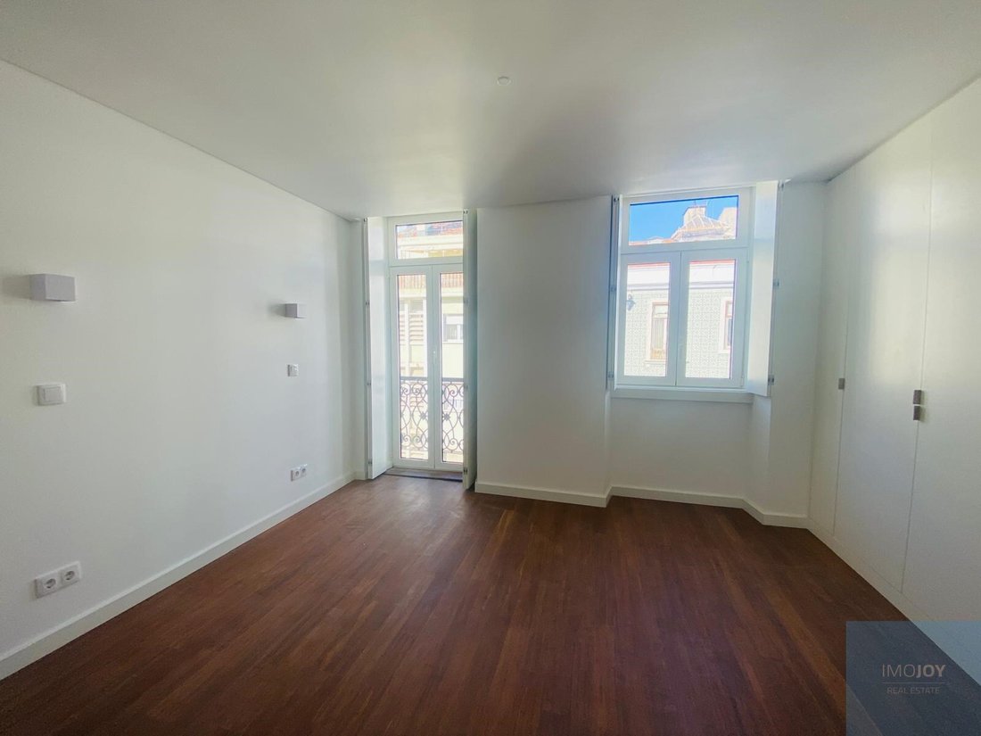 Apartment in Arroios, Lisbon, Portugal 5 - 19141073