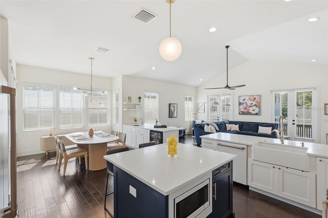 Townhouse in St. Petersburg, Florida, United States 5 - 19142691