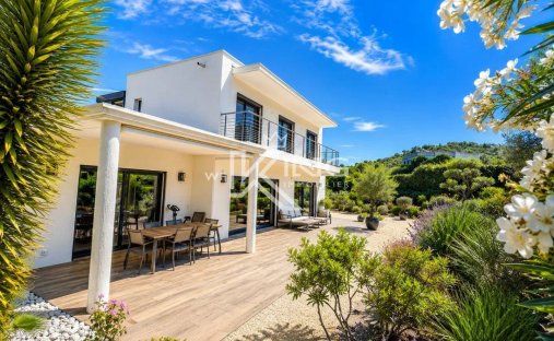 Villa in Le Dramont-Agay-Anthéor-Le Trayas, Saint-Raphaël, Frankreich 1