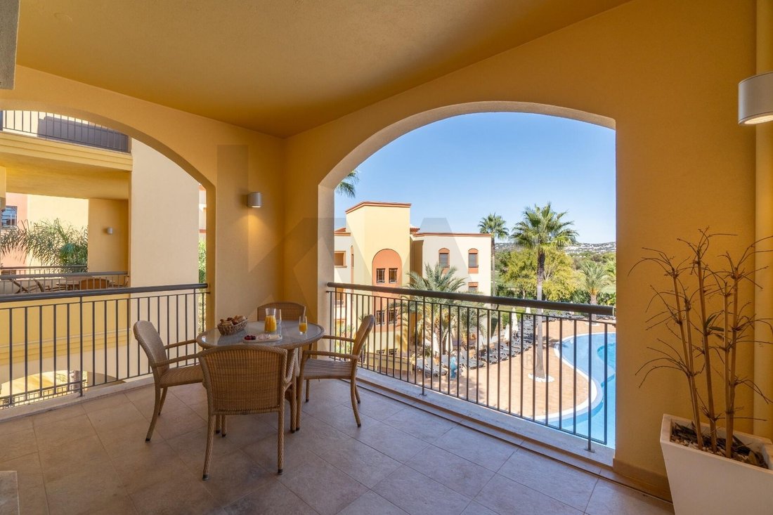 Apartment in Vilamoura, Quarteira, Algarve 2 - 19143140