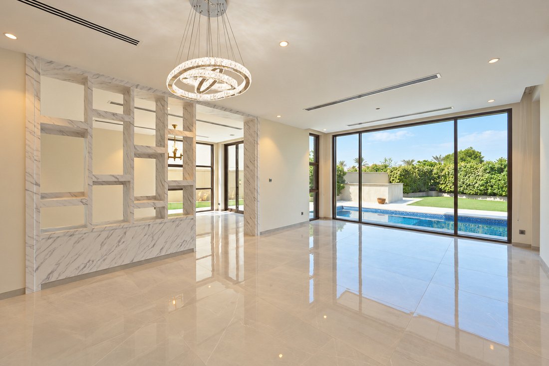 Villa in Al Wasl, Dubai, United Arab Emirates 5 - 19142151
