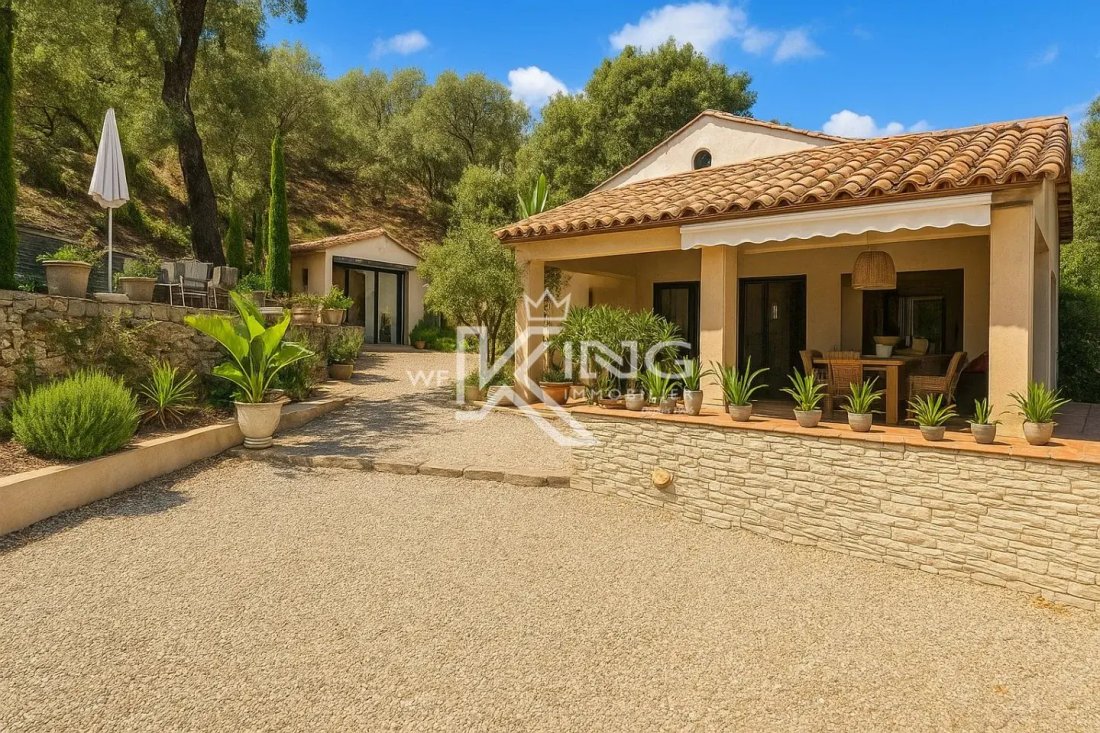 Casa en Nartelle-Noyer-Bellevue-bd de los Sardinaux, Sainte-Maxime, Francia 1 - 19140984