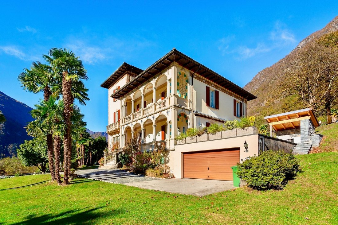 Villa in Aurigeno, Maggia, Tessin 1 - 19142604