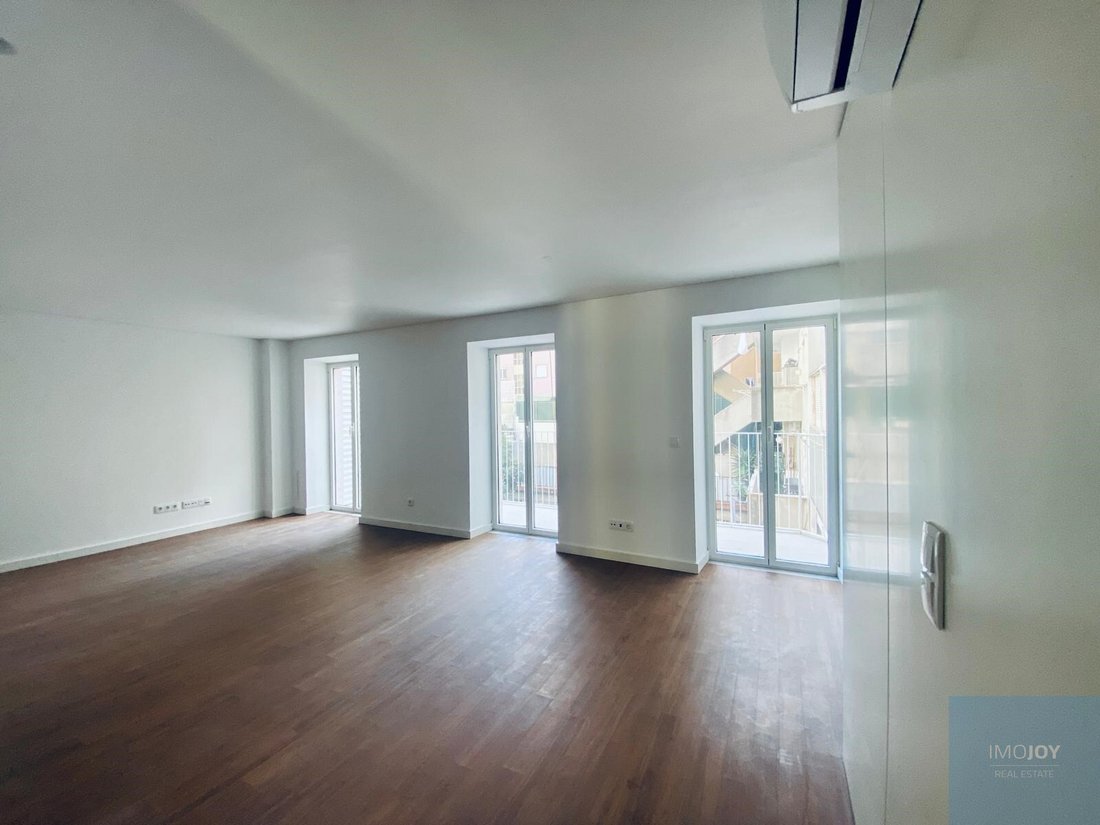 Apartment in Arroios, Lisbon, Portugal 1 - 19141073