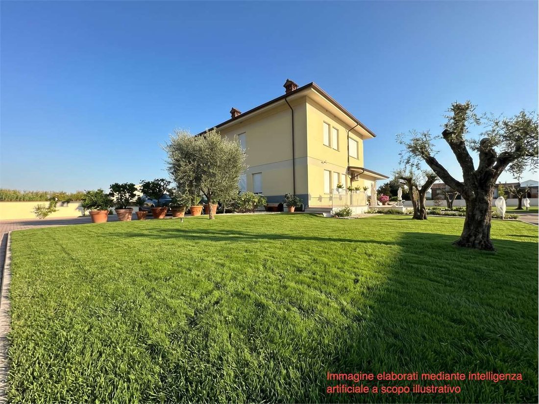 Villa in Centro, Capannori, Tuscany 2 - 19139748