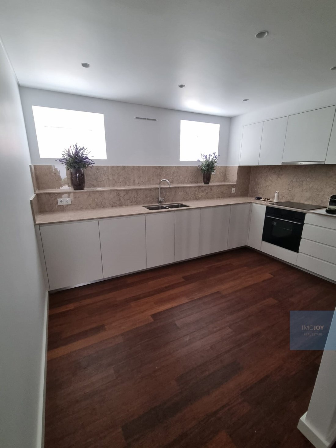 Apartment in Arroios, Lisbon, Portugal 5 - 19141083
