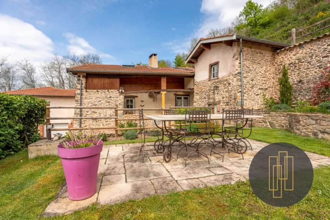 House in Courzieu, Auvergne-Rhône-Alpes, France 1 - 19140917