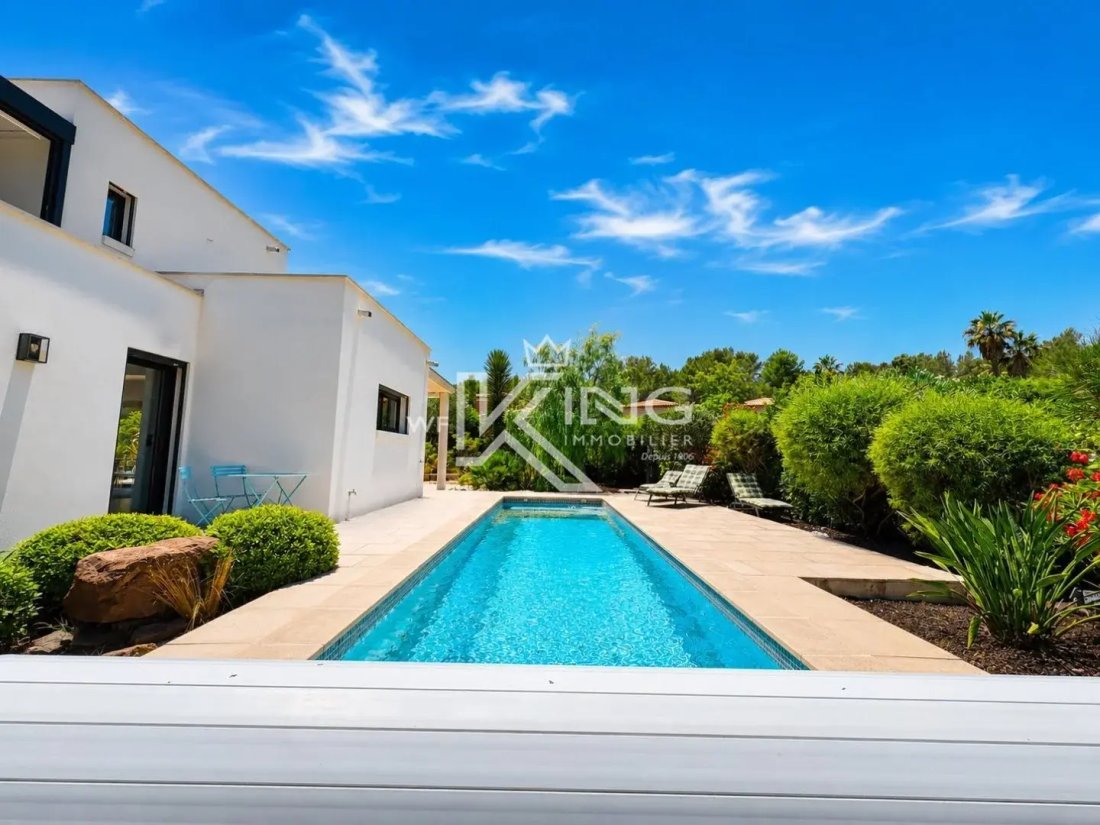 Villa à Le Dramont-Agay-Anthéor-Le Trayas, Saint-Raphaël, France 5 - 18373528