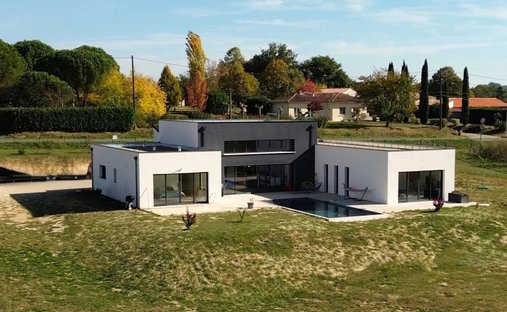 Maison à Miramont-de-Guyenne, Nouvelle-Aquitaine, France 1