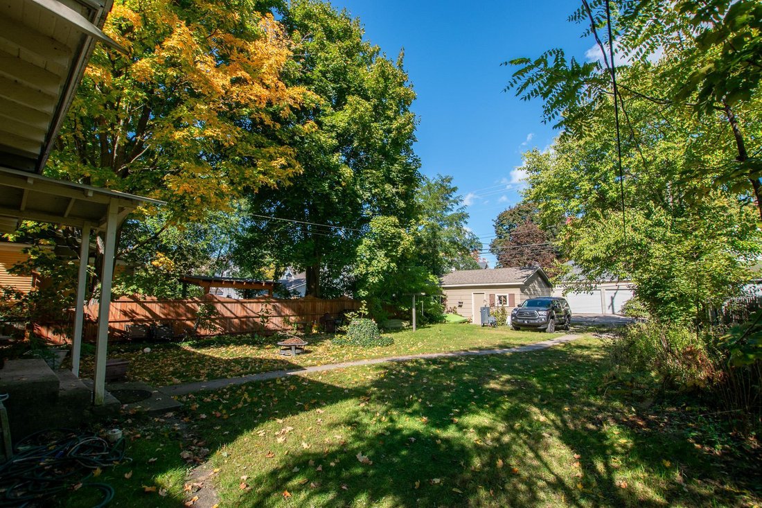 Garfield Township, Michigan, United States 3 - 19140398