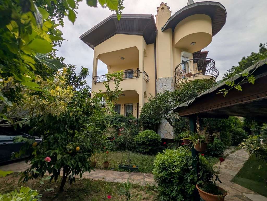 Villa in İçmeler, Muğla, Turkey 1 - 19143056