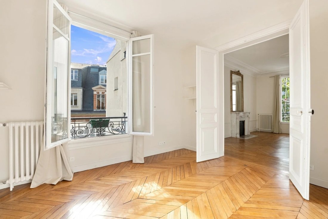 Apartment in Muette Nord, Paris 16e Arrondissement, Paris 2 - 19140903