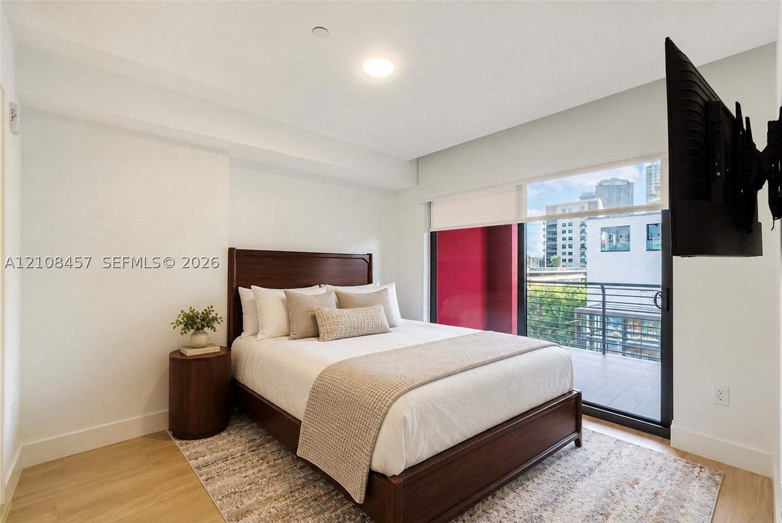 Condo in Miami, Florida, United States 5 - 19139261