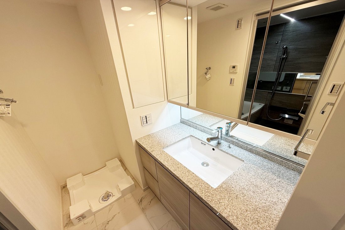 Condo in Chuo City, Tokyo, Japan 5 - 19142307