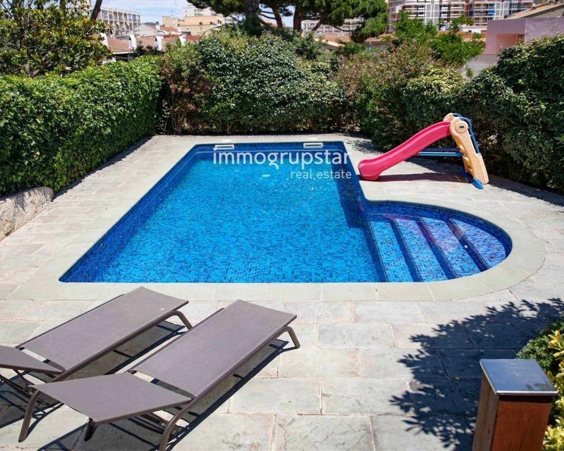 Chalet a Costa Brava, Spagna 3 - 19141347