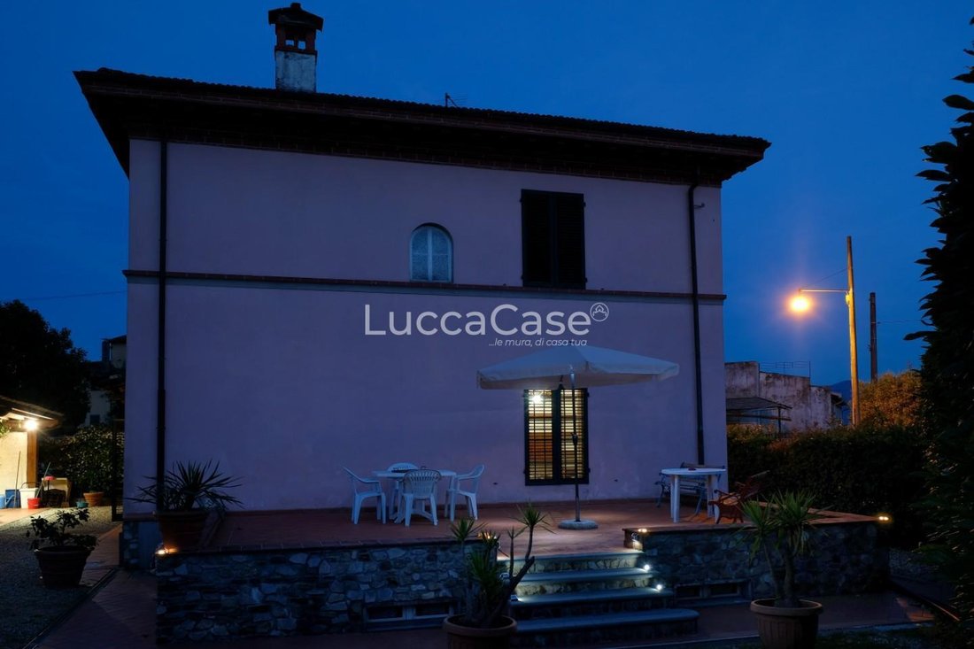 Villa in Capannori, Tuscany, Italy 5 - 19139468
