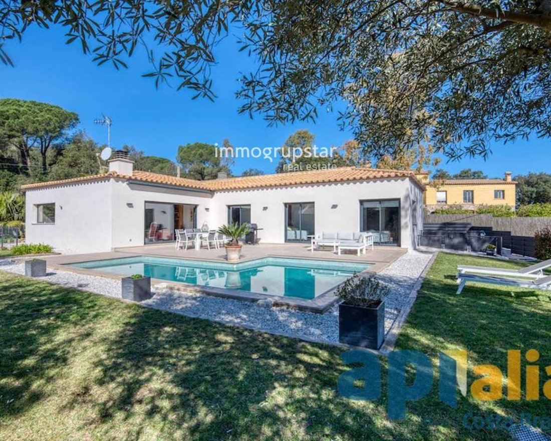 Chalet in Platja d'Aro, Catalonia, Spain 1 - 19140683