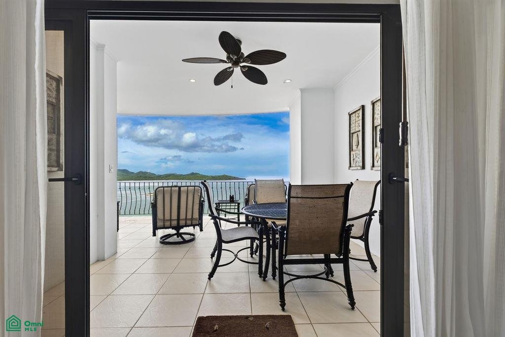 Condominio en Playa Flamingo, Provincia de Guanacaste, Costa Rica 2 - 19142545