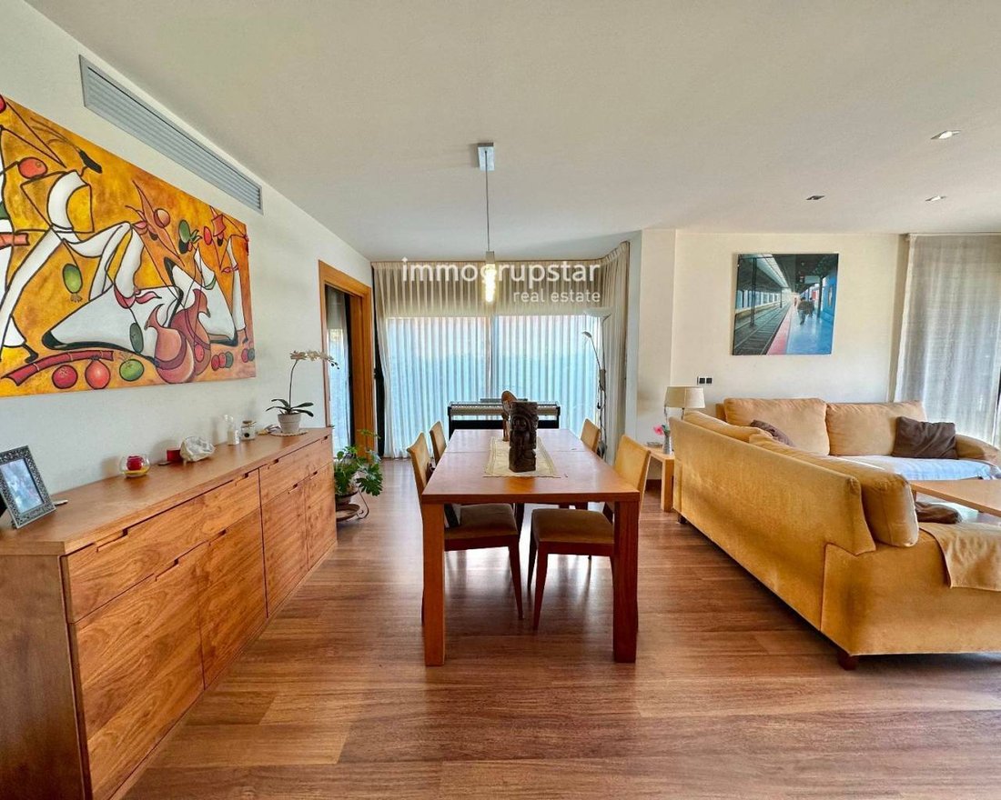 Townhouse in Palamos, Catalonia, Spain 4 - 19140843