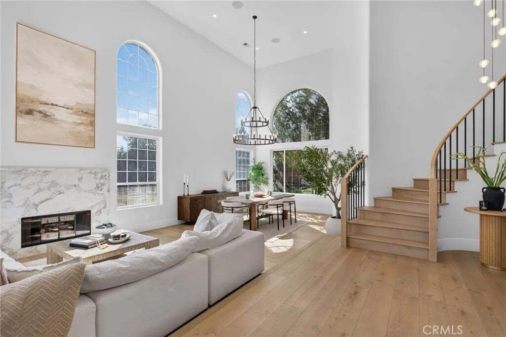 Maison à Agoura Hills, Californie, États-Unis 3 - 19140274