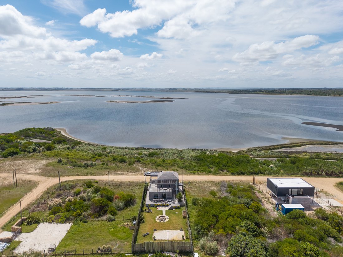 Santa Mónica, Maldonado Department, Uruguay 3 - 19139325