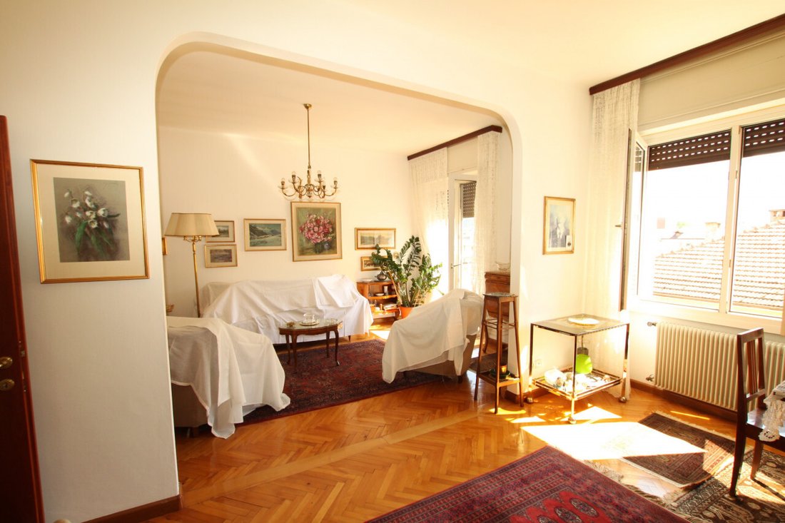 Wohnung in Gries - San Quirino, Bozen, Trentino-Südtirol 1 - 19141737