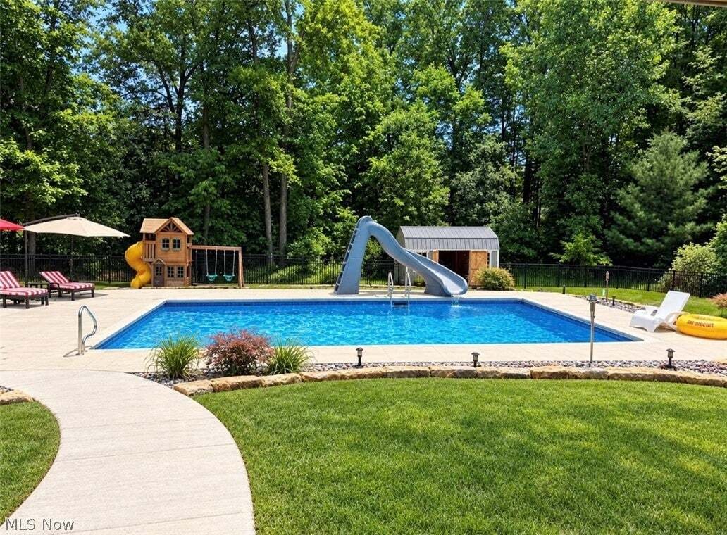 Casa a Hubbard, Ohio, Stati Uniti 3 - 19139355