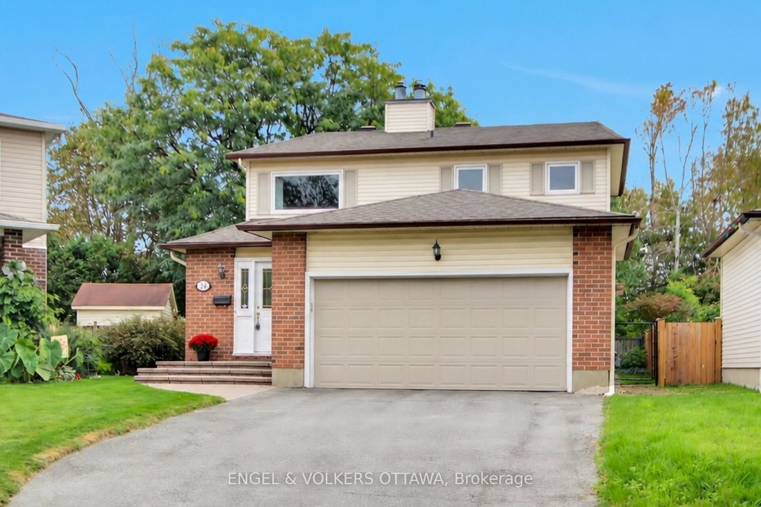 House in Ottawa, Ontario, Canada 2 - 19140810