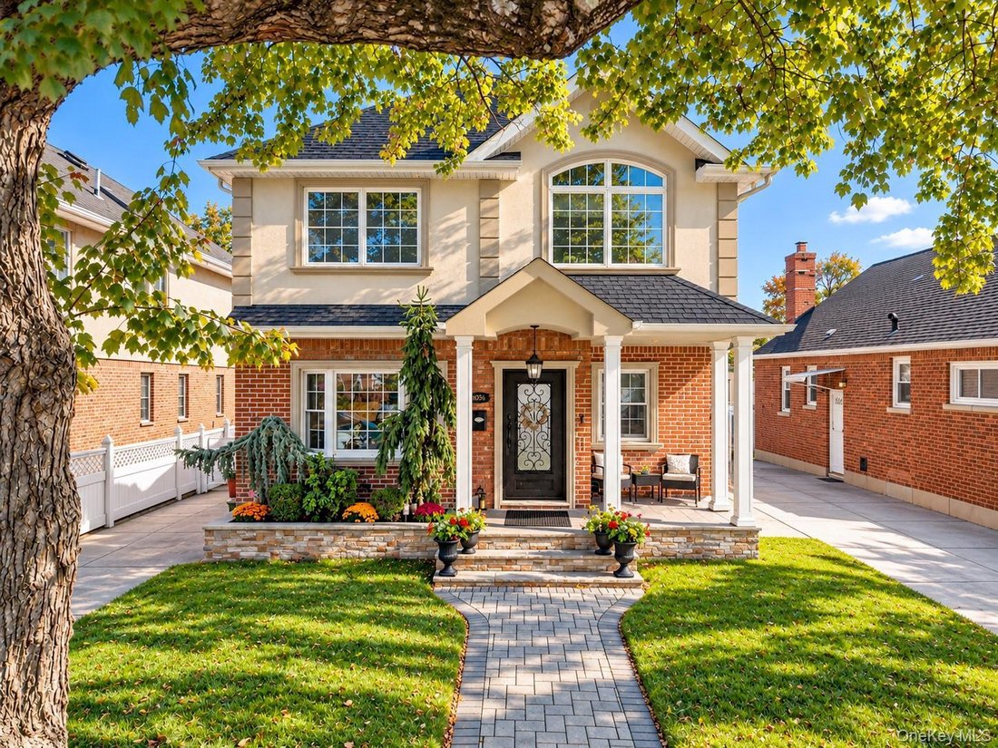 House in New York, New York, United States 1 - 19140041