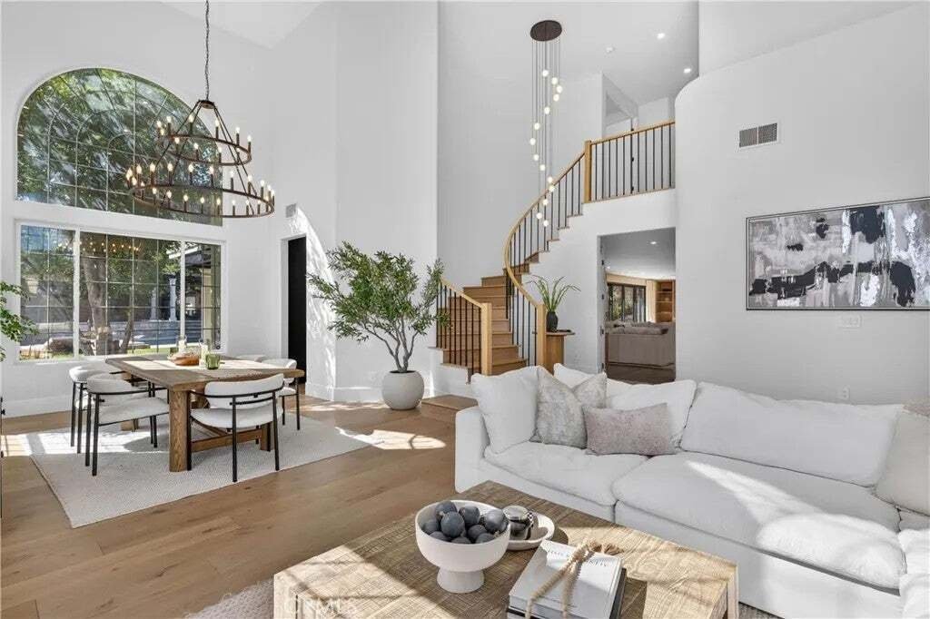 Maison à Agoura Hills, Californie, États-Unis 4 - 19140274