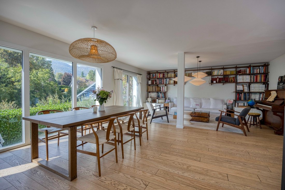 Maison à Divonne-les-Bains, Auvergne-Rhône-Alpes, France 4 - 19088260